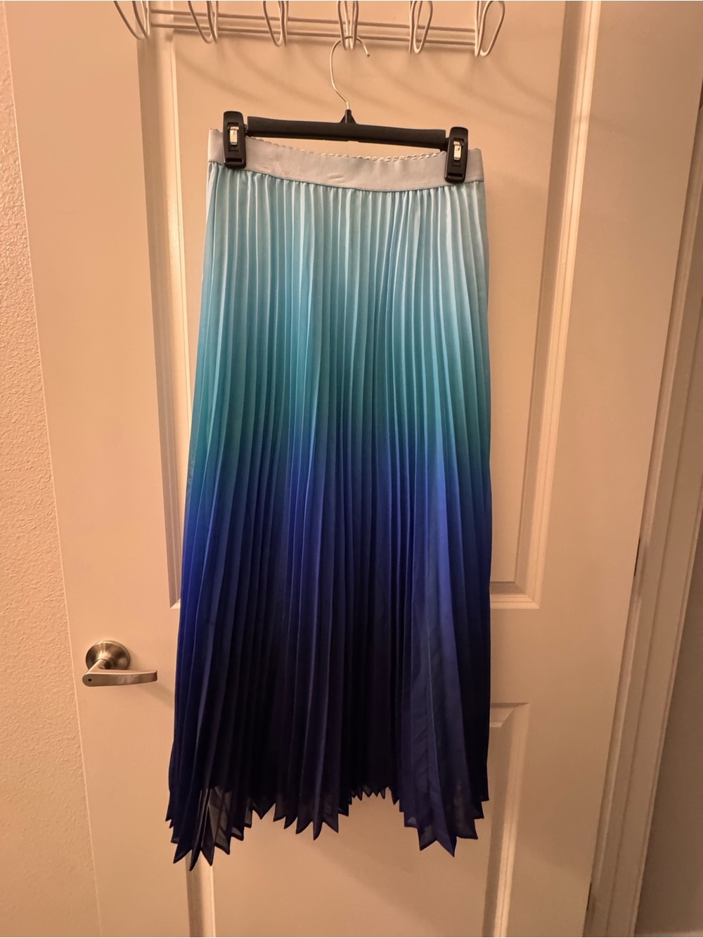 SHEIN Blue Ombre Pleated Maxi Skirt